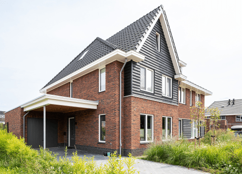 20250807-5990-0851-lr